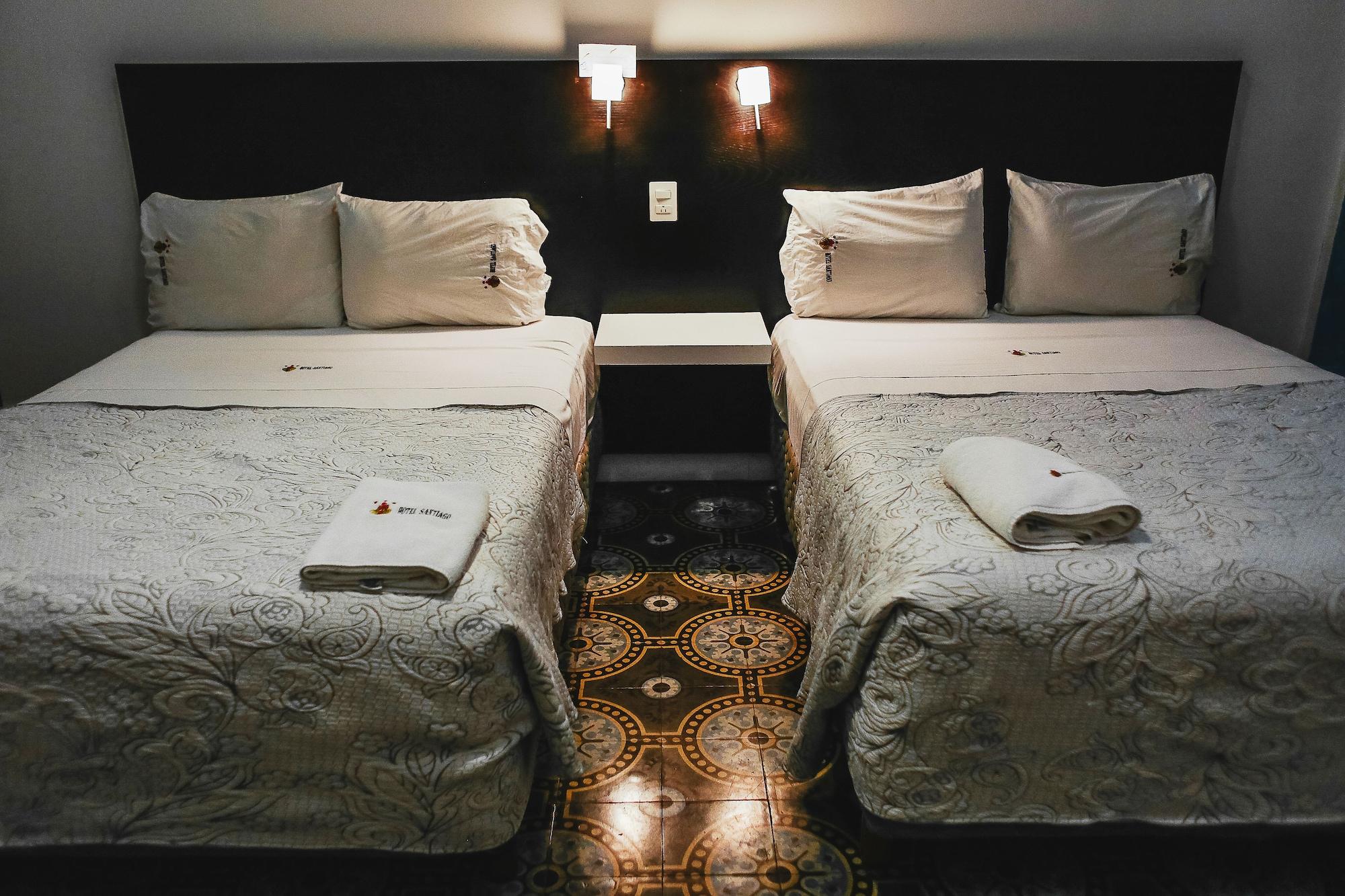 Hotel Santiago Merida Bagian luar foto